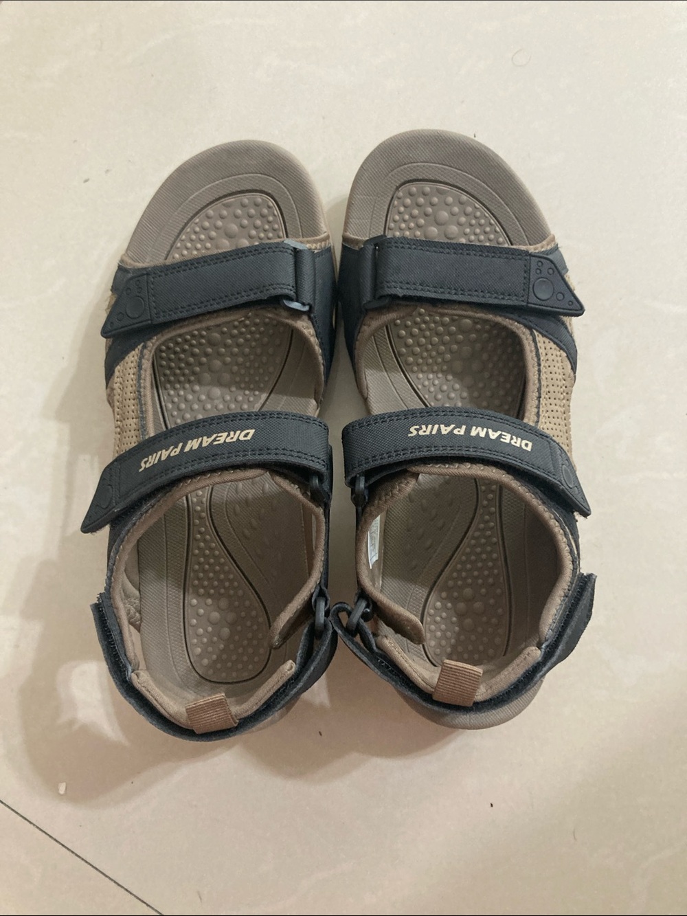 Dream Pairs Kids Brown and Black Hook-and-Loop Comfort Sandals